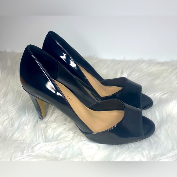 Size 8 Kelly & Katie Tibalt Black Patent Peep Toe Heels. - Picture 3 of 10